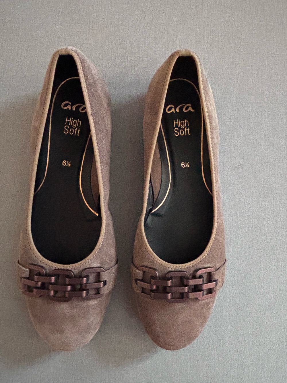 Ara high soft Women's Taupe Suede Chain-Trim Ballet Flats